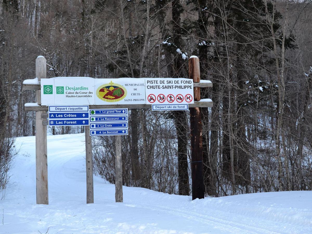Les 4 Chalets - Le 605 Lac-Saint-Paul Exteriér fotografie